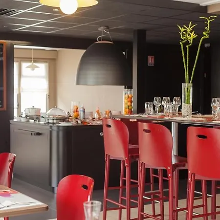 Hotel Hotel Inn Design & Restaurant Poitiers 3*