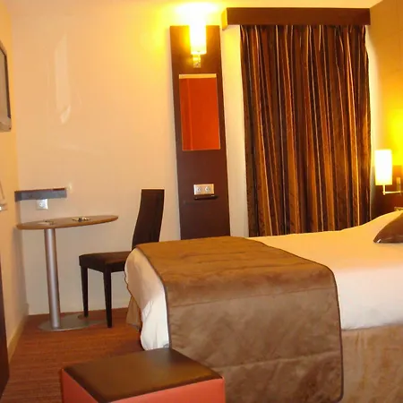 Hotel Inn Design & Restaurant Poitiers Hotel