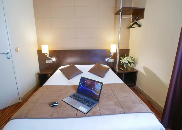 Hotel Hotel Inn Design & Restaurant Poitiers Poitiers