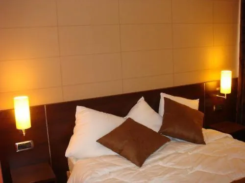 Hotel Design & Restaurant Poitiers