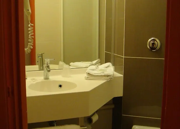 Hotel Inn Design & Restaurant Poitiers Hotel