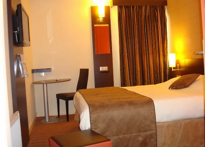 Hotel Inn Design & Restaurant Poitiers Hotel